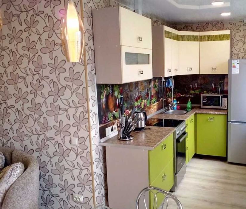 Дава се под наем Тристаен апартамент в Пловдив, Каменица 1 - 90 кв.м за 229.5 € - Снимка #2