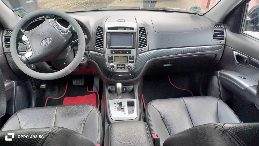Hyundai Grand Santa Fe Luxury Edition 7 locuri