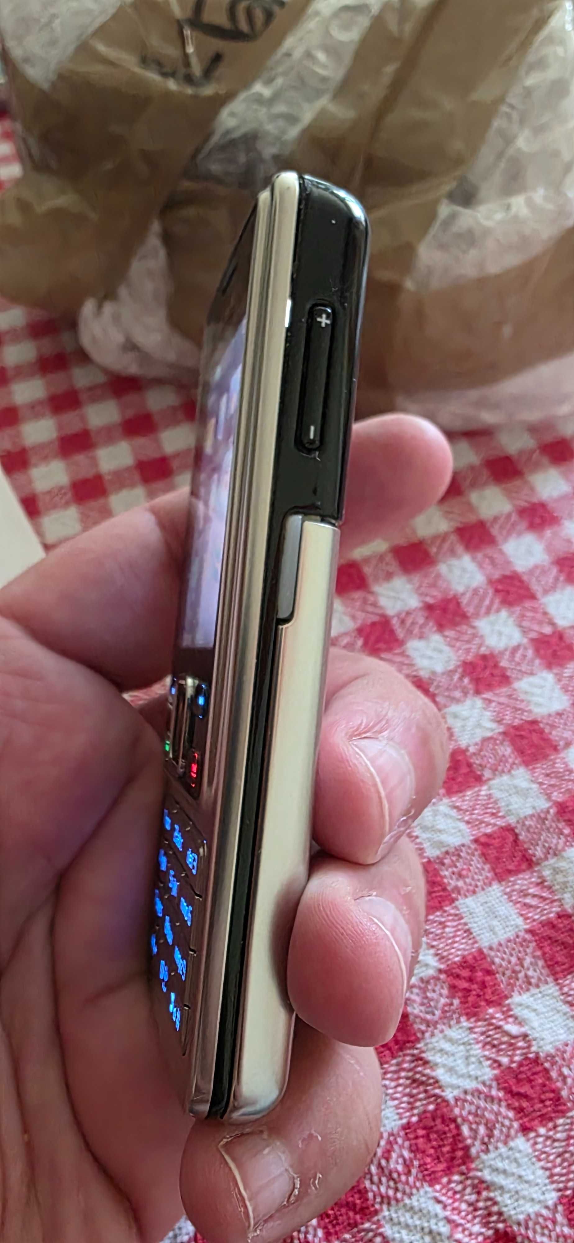 Nokia 6300 отключен перфектно работно състнояние нова батерия