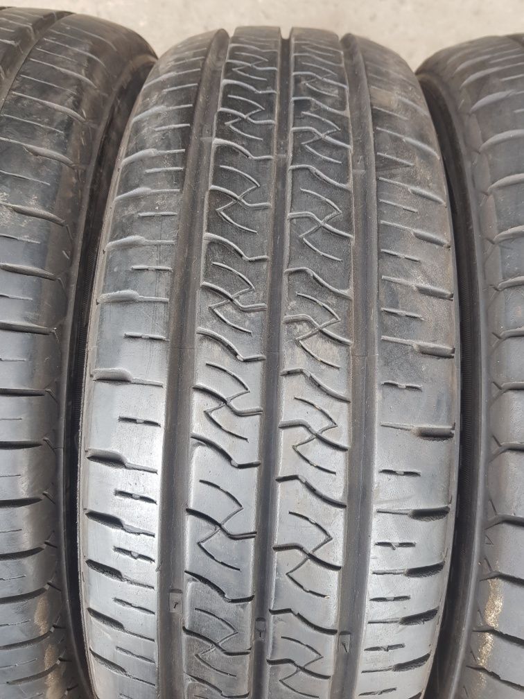 Бусови летни-2020/52с.-16цола-205/65-1бр.-90лв.-като нови "KUMHO "