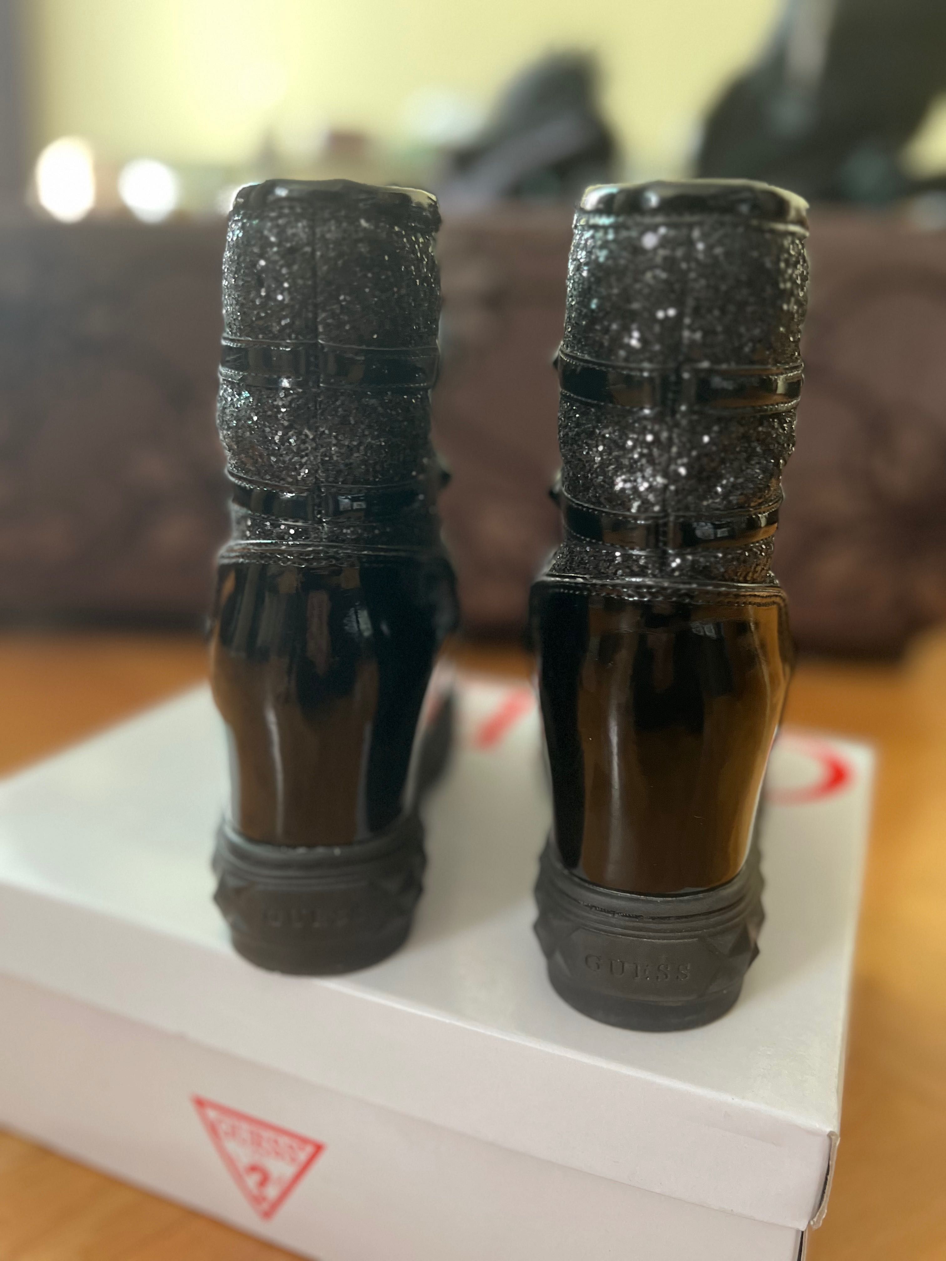 Дамски Боти, апрески Guess