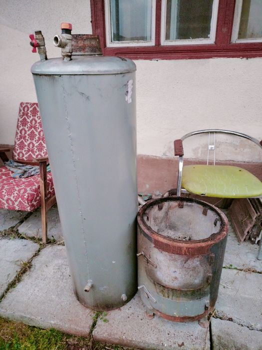 Boiler pe lemne cu focar