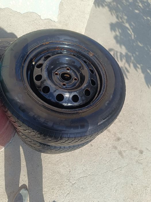 Diska balon R15  215/65 sotiladi yoki obmen
