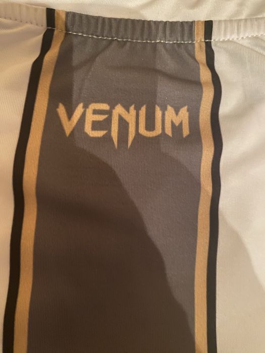 UFC тренировъчна тениска