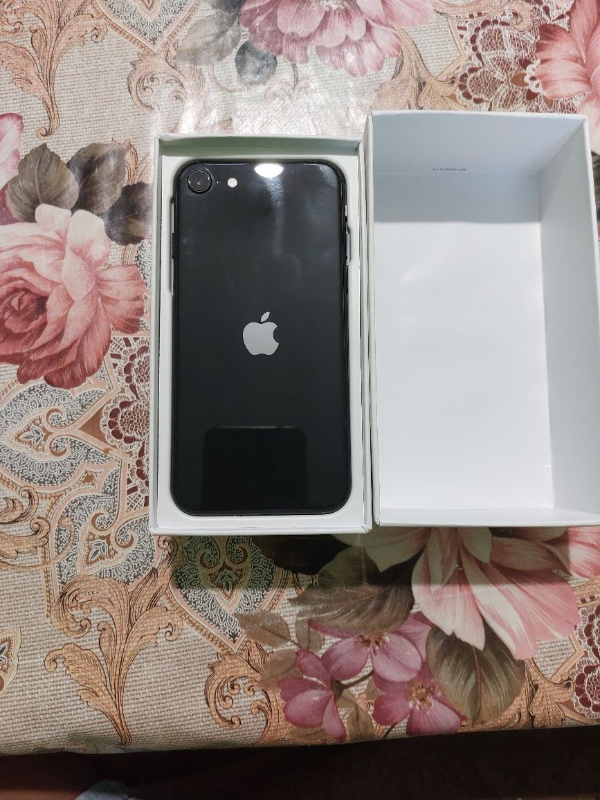 Iphone se 3 87% 128gb
