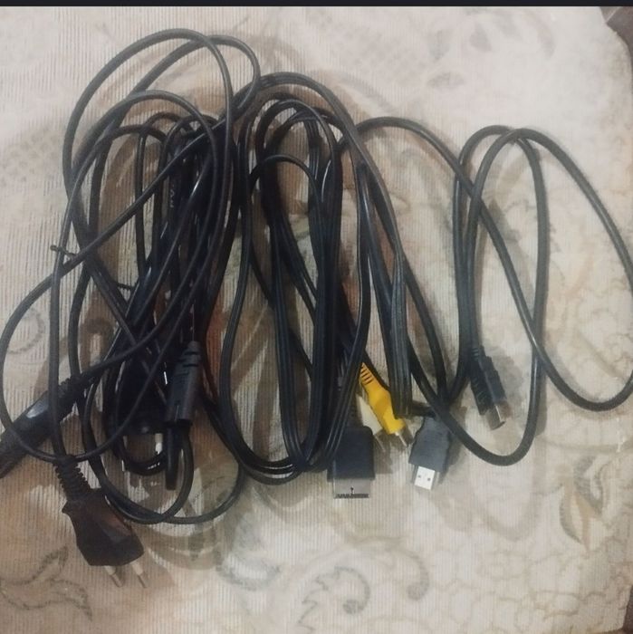 Sony Playstation 2 slim.