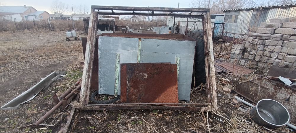 Ворота гаражные .