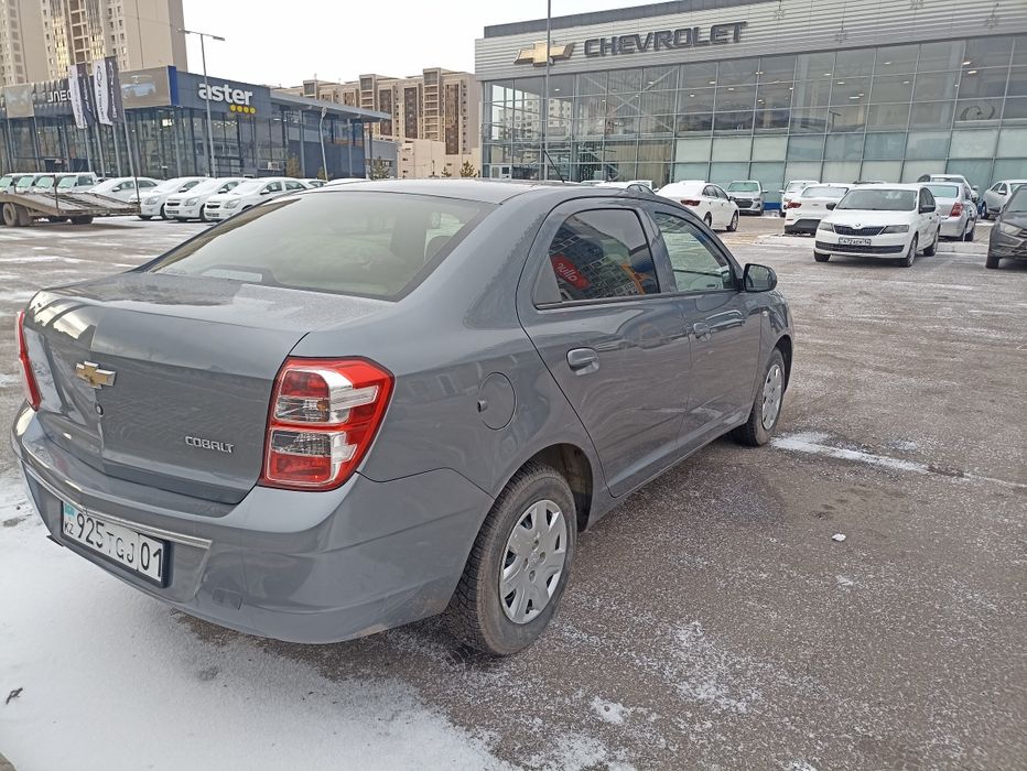 Продам кобальт Шевроле 2021 года покупал в салоне один хозяин