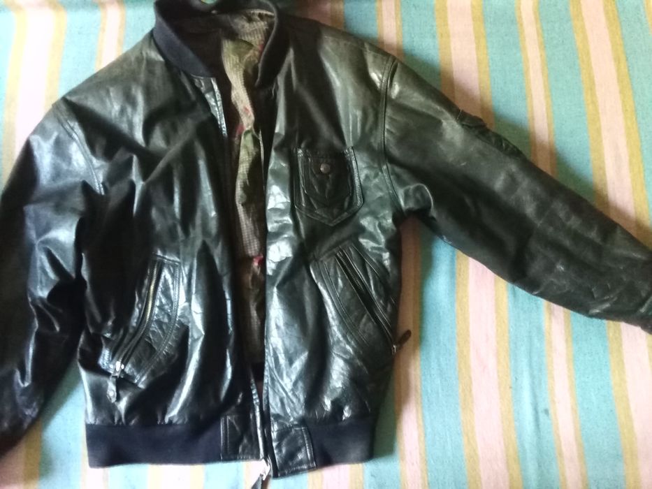 Geci piele second-hand