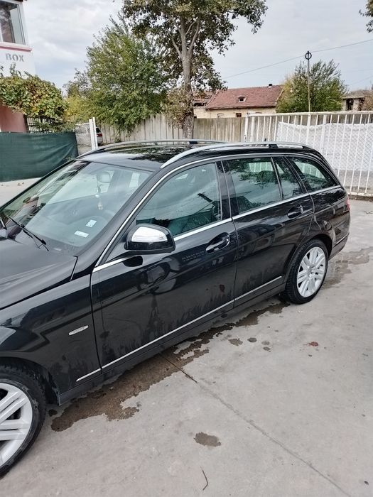 Мерцедес С220 170 коня