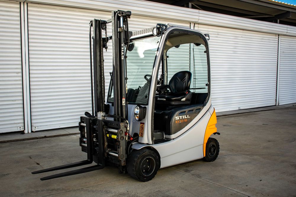 Продавам електрокар