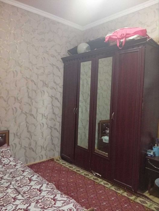 Продам маленький но очень уютный домик не далеко от дороги не дорого