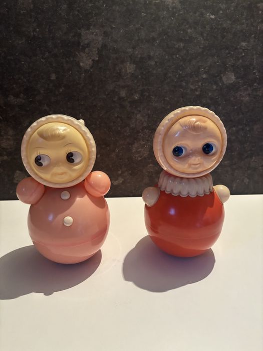 Стара играчка невеляшка