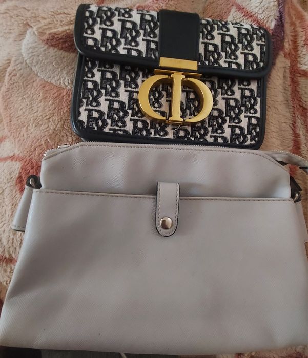 Отдам Сумочки (клатч)