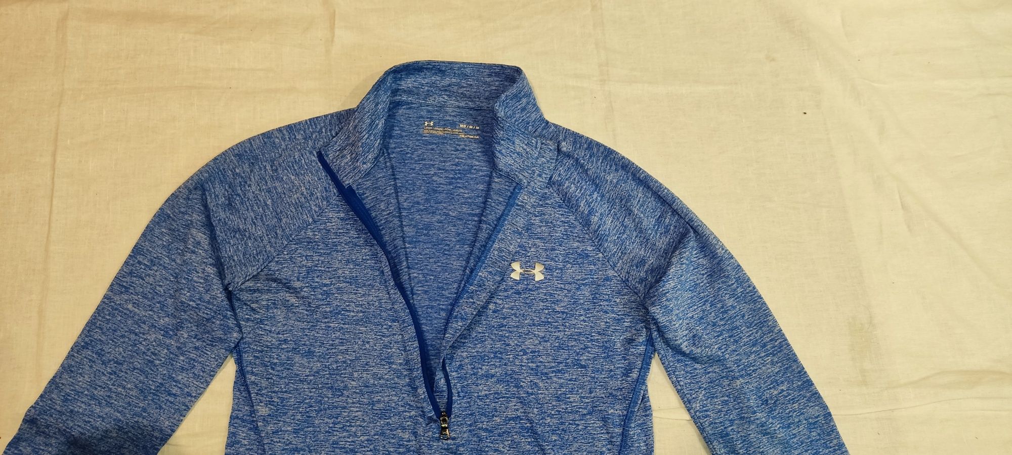 Bluza Under Armour mărime M dama fitness sala sport alergare compresie