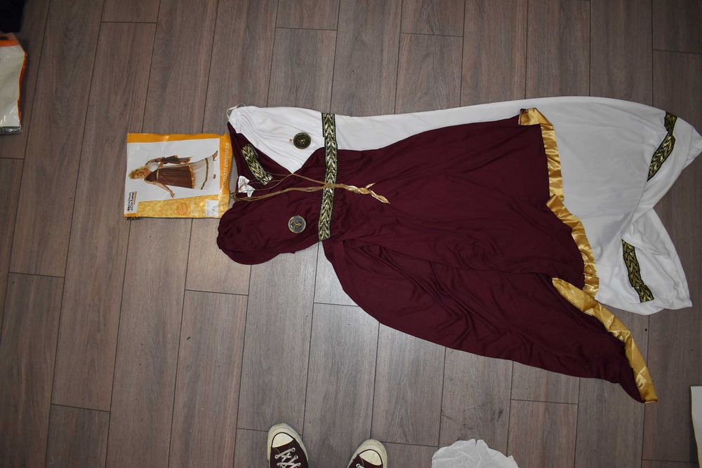 Costum Carnaval, Halloween, Serbare ÎMPĂRĂTEASĂ ROMANĂ Import SUA