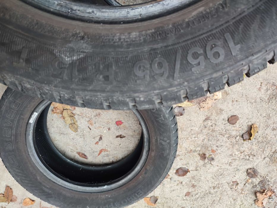 2 бр, 195/65/15 зимни гуми Gislaved