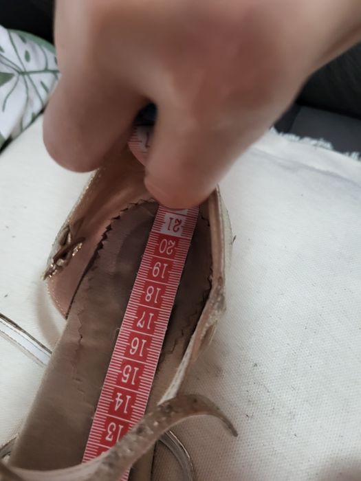 Vand pantofi dans sportiv/ societate copii