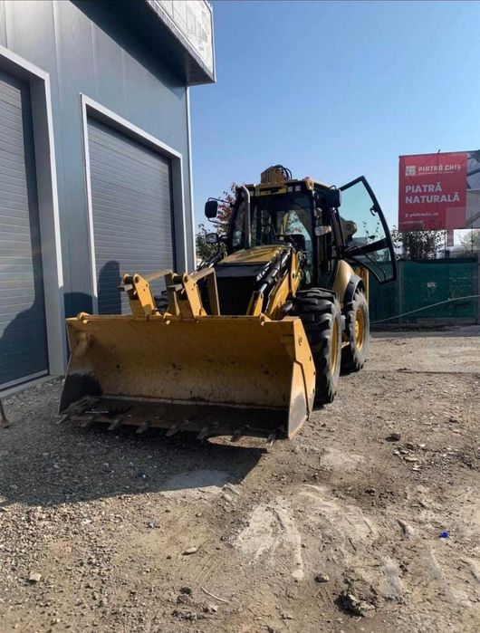 Buldoexcavator  CAT 434 F2 cu roti egale