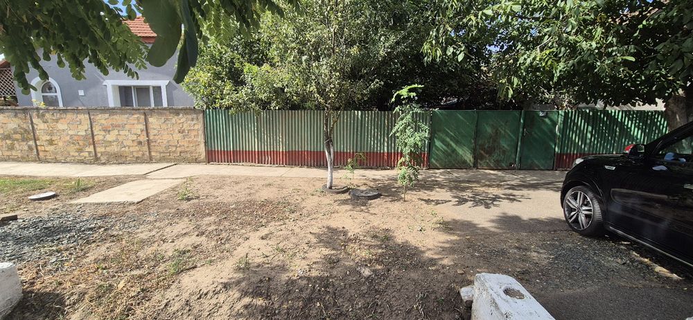 Teren intravilan cu Casa Bătranească construibil 1.600 mp – Iecea Mare