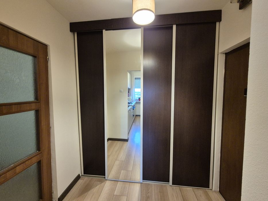 Vând usi dressing+oglinda