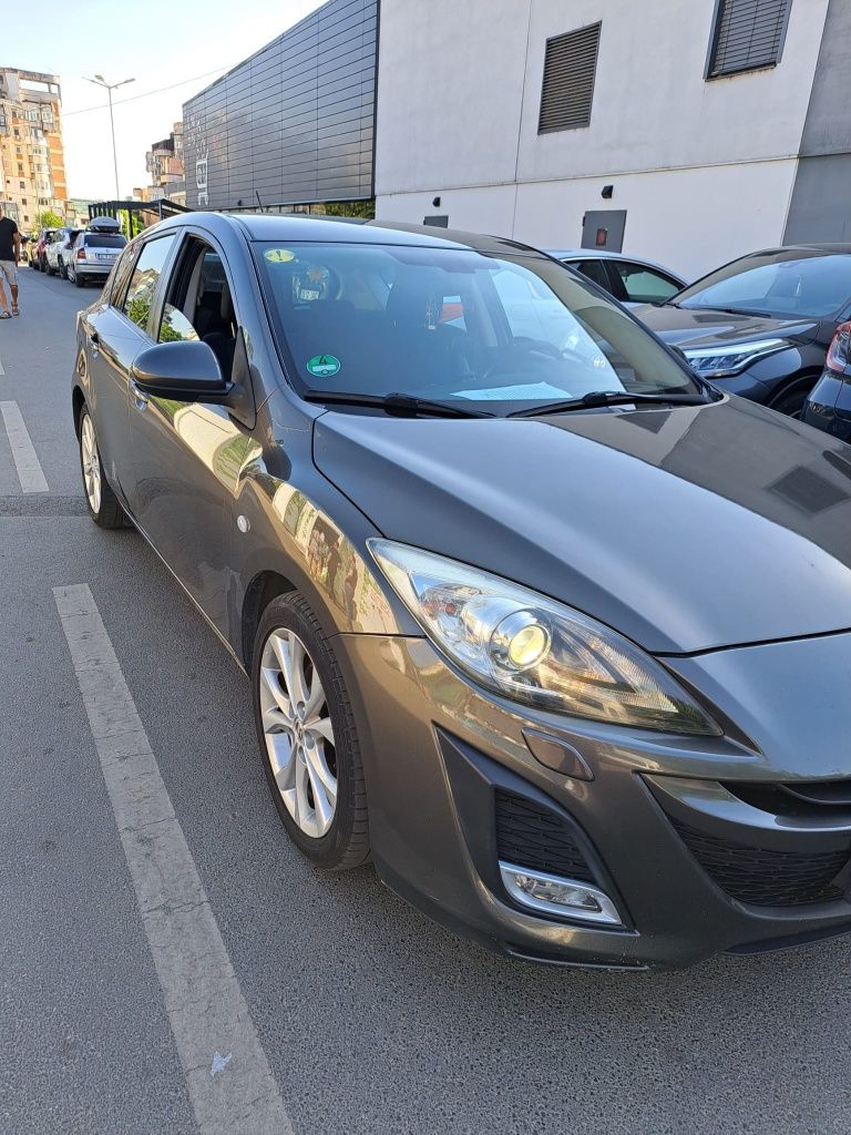 Vând Mazda 3 an fabricație 2009