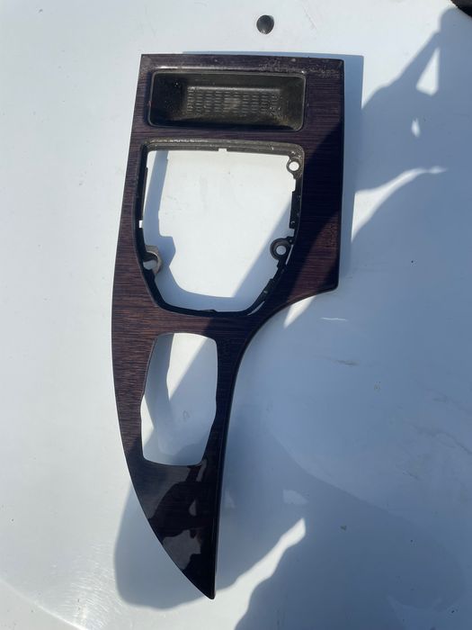 Части/интериор - БМВ Е60,Е61,Е90,Е91,Е92