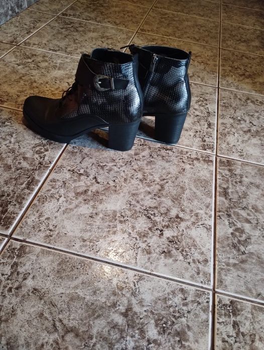 Боти естествена кожа