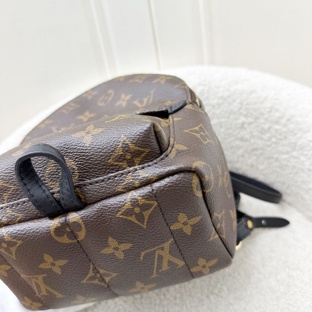Louis Vuitton mini Backpack- раничка