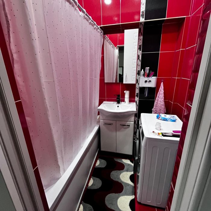 Продам тумбу с раковиной и навесной шкафчик