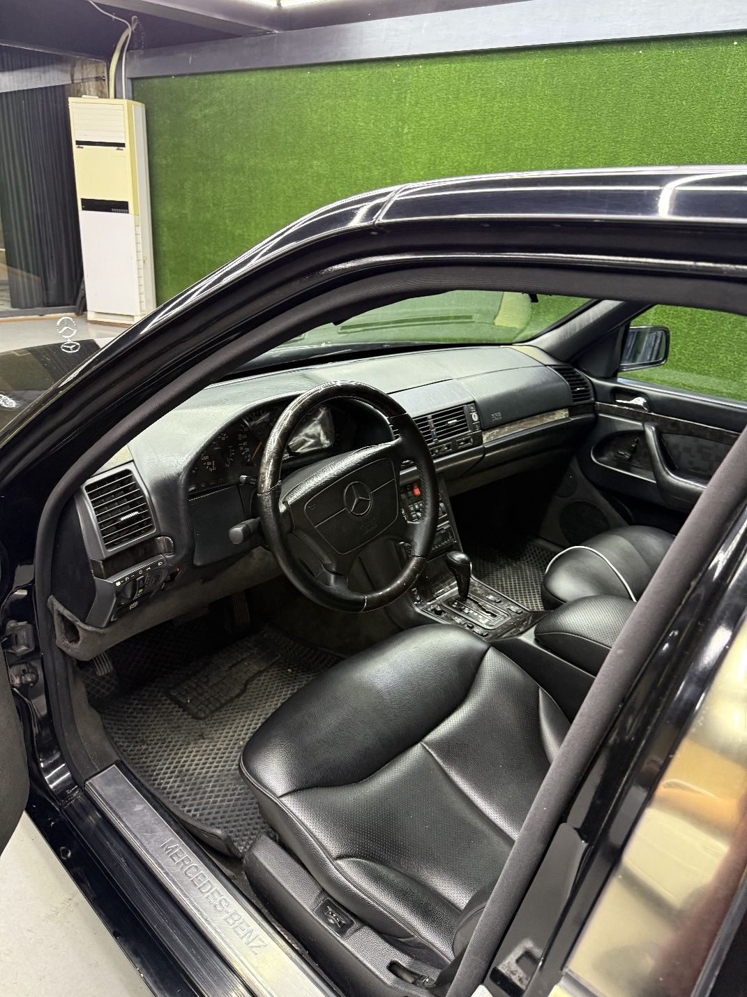 Mercedes Benz W140