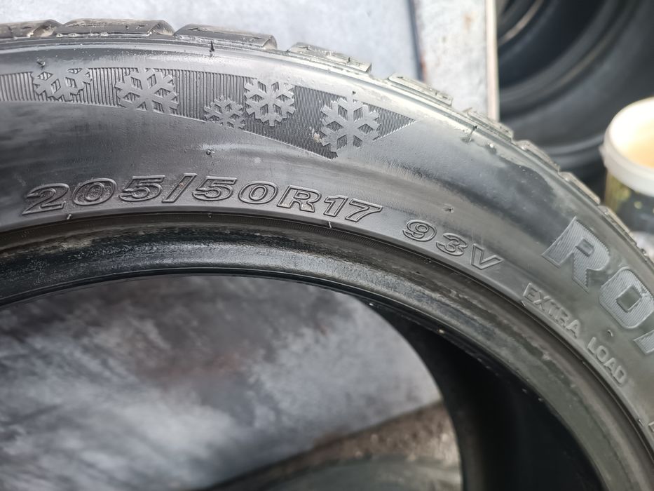 205/50/17 Roadstone