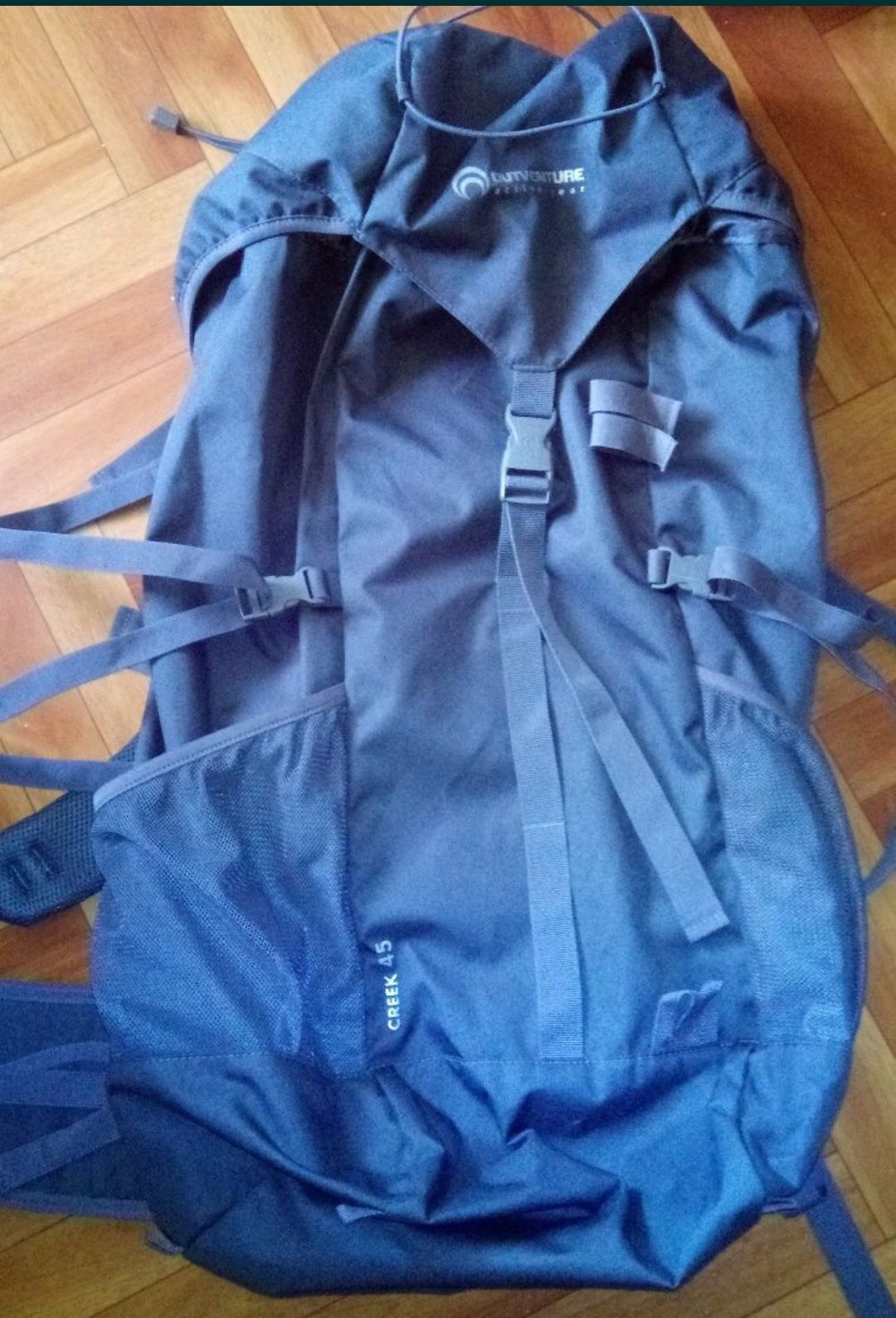 Рюкзак с металлической вставкой, для поддержки спины