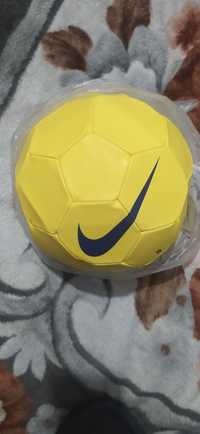 футбольный мяч Вьетнам