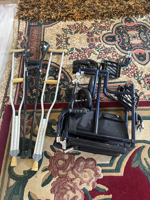 инвалидский коляска