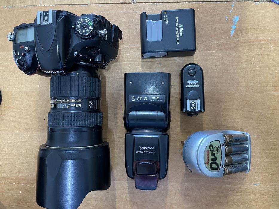 В комплект Nikon 600d