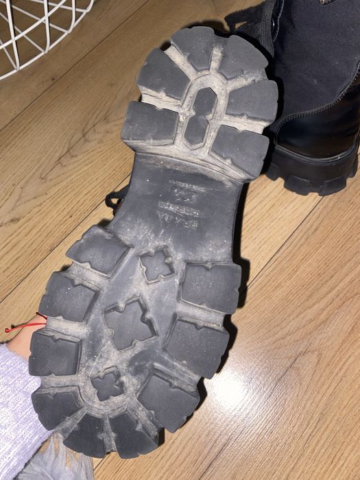 PRADA кубинки - естествена кожа