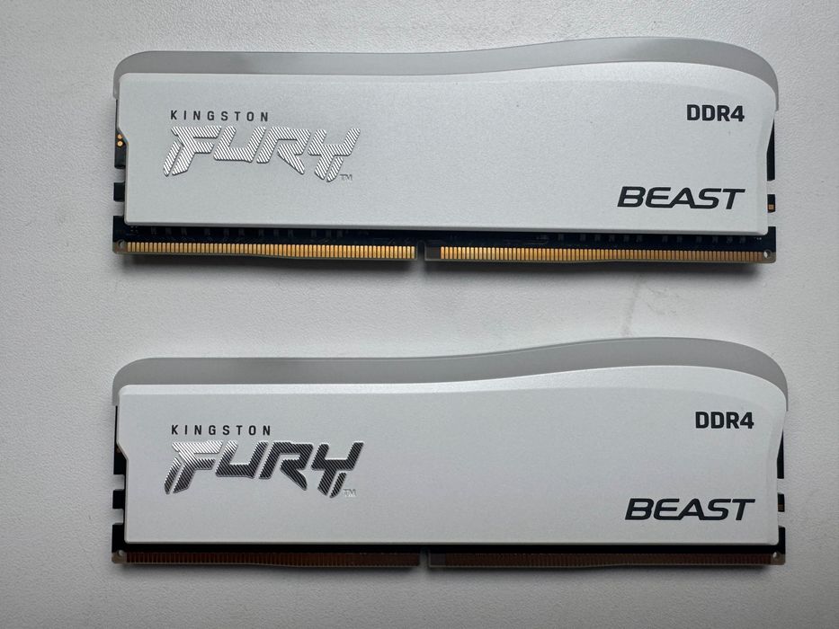 Kingston Fury Beast ARGB DDR4 2x8 gb 3200 MHz