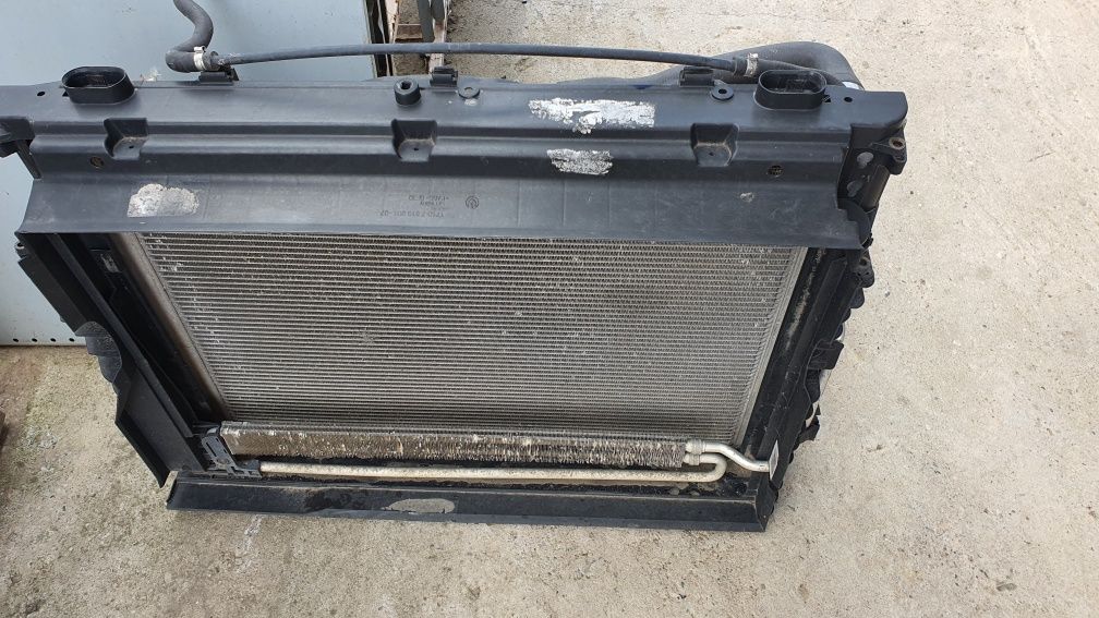 Radiator apă Bmw E60,E61 3.0i benzină