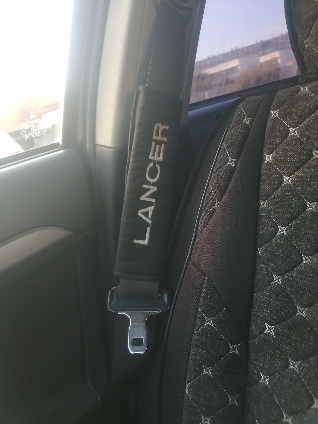 Mitsubishi Lancer x