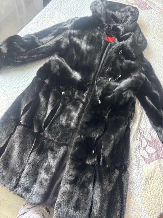 Продам норковую шубу