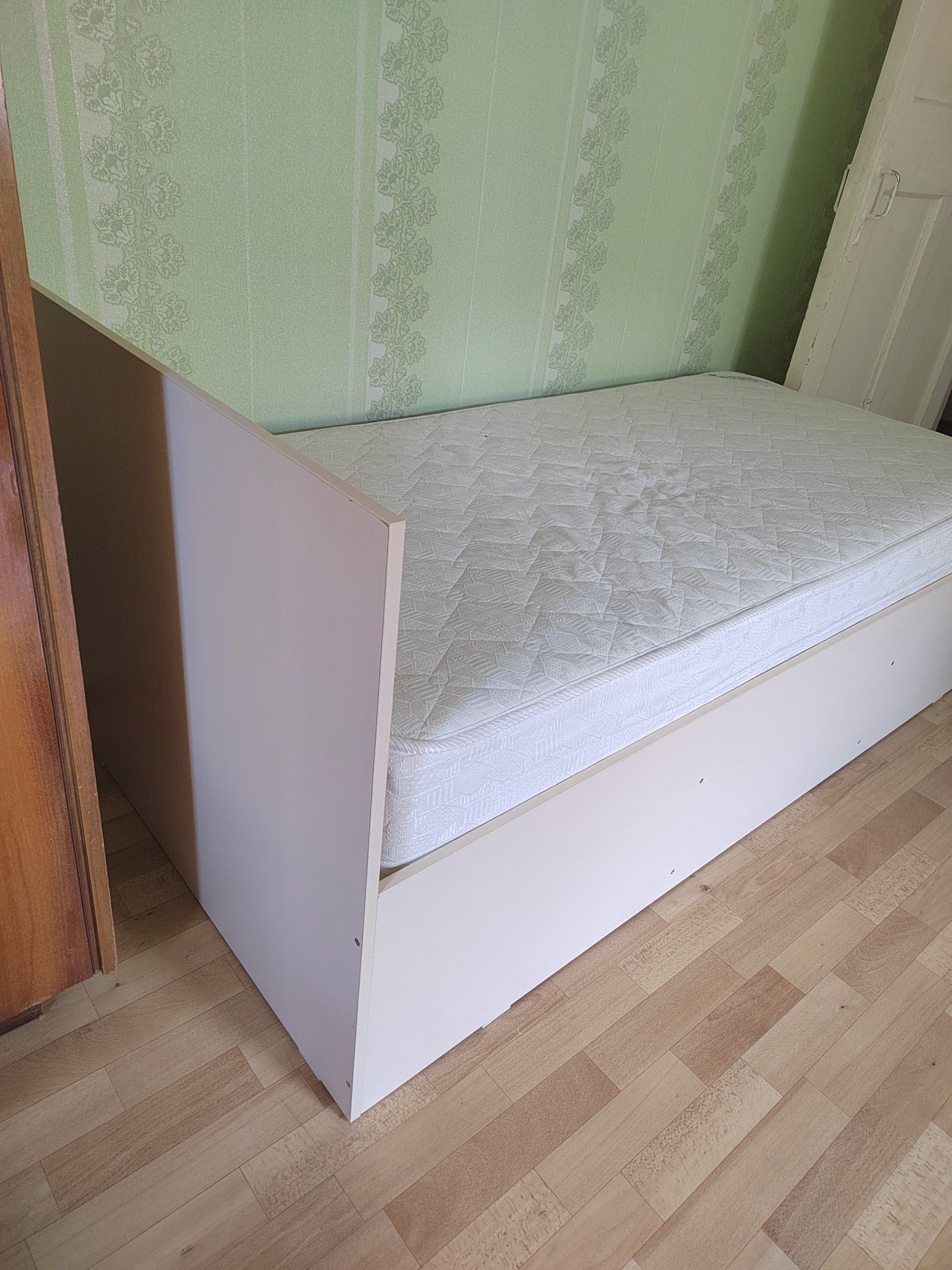 Продается кровать