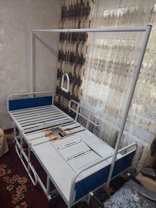 Больничная койка