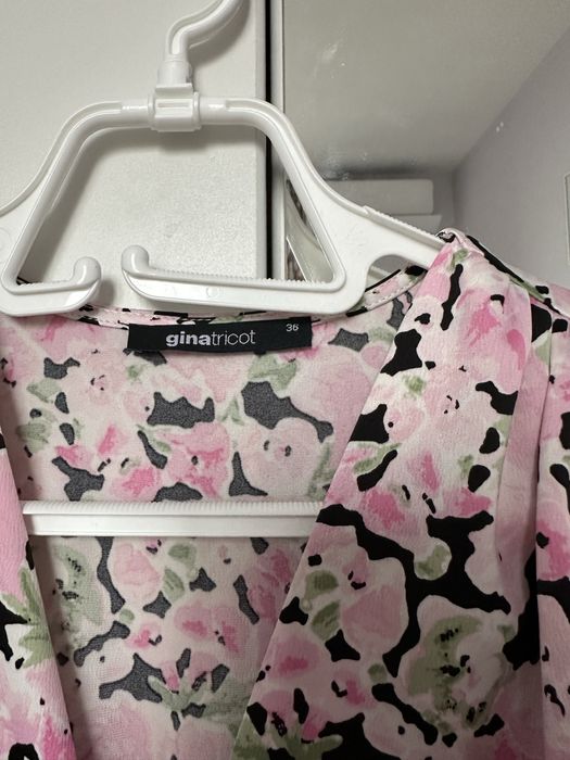 Рокля с цветя - Gina tricot