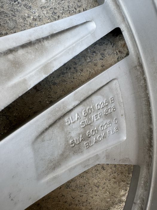 Jenți aliaj r19.skoda enyaq.cod:5la601025.b.