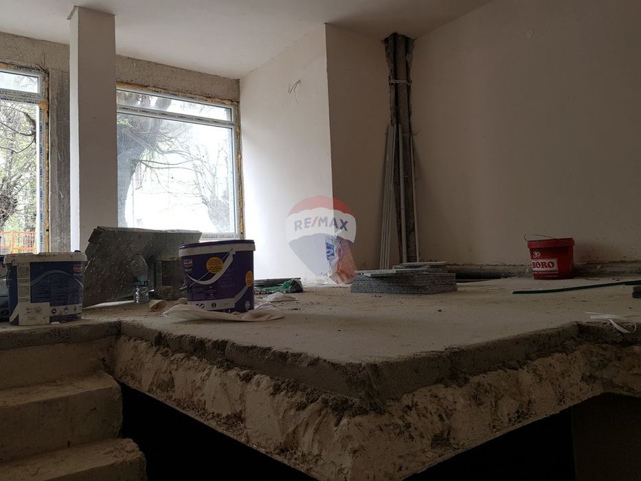Продава се Заведение в Варна, Аспарухово - 150 кв.м за 800 €/кв.м - Снимка #4