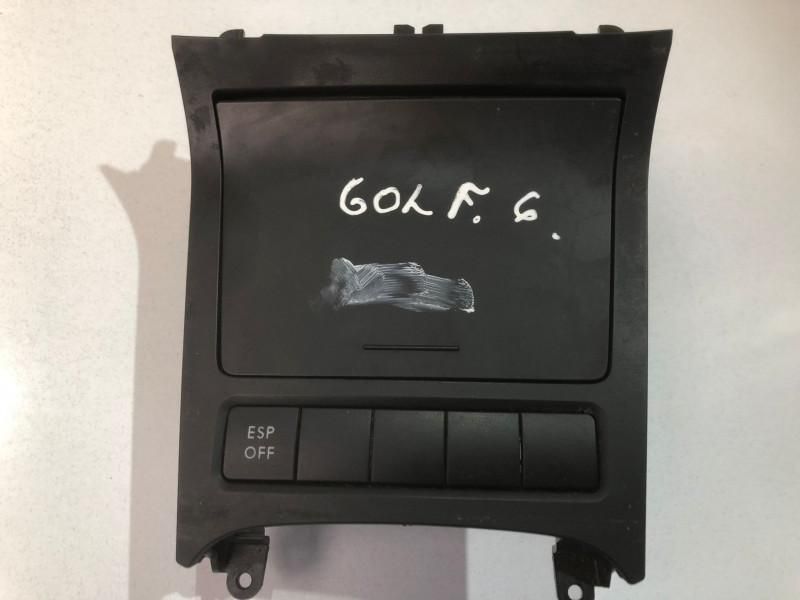 Scrumiera completa cu bricheta  5k0857961 Volkswagen VW Golf 6 [2008