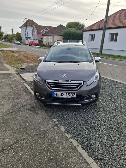 Vând Peugeot 2008