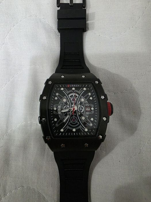 Часовници Curren