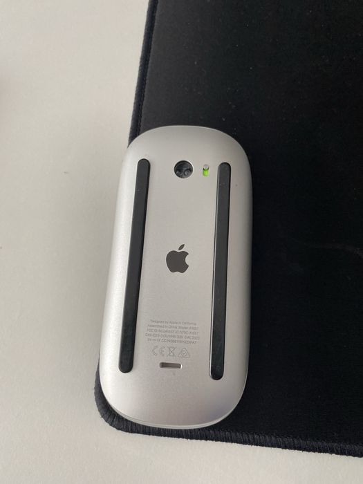 Apple keyboard German layout + mouse/ клавиатута +мишка
